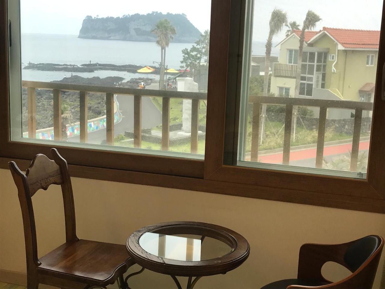 Tov Pension Seogwipo Exterior photo
